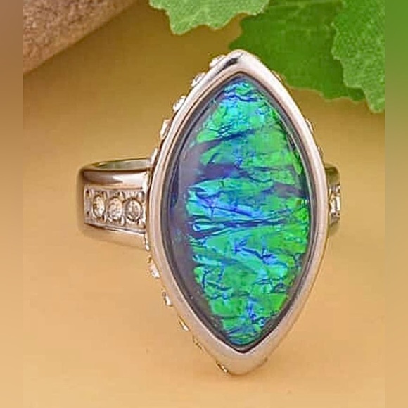 Austrian Crystal Ring in 